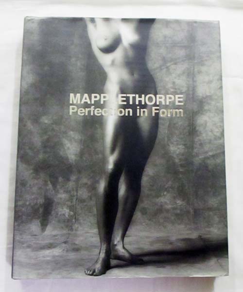 Image for Robert Mapplethorpe Perfection in Form La perfezione nella forma